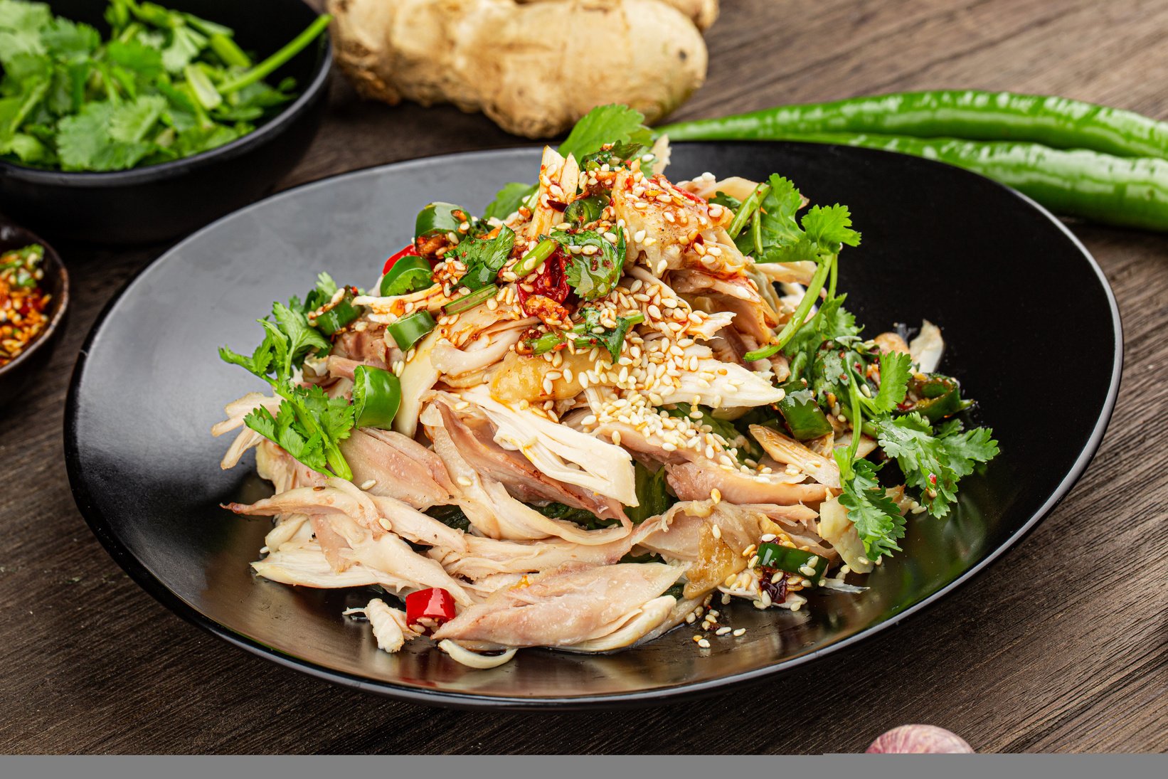 A Chinese dish: shredded chicken